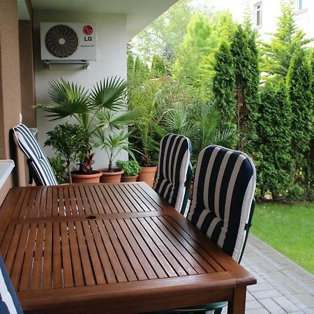 שיופוק Bamboo Wellness Apartment מראה חיצוני תמונה