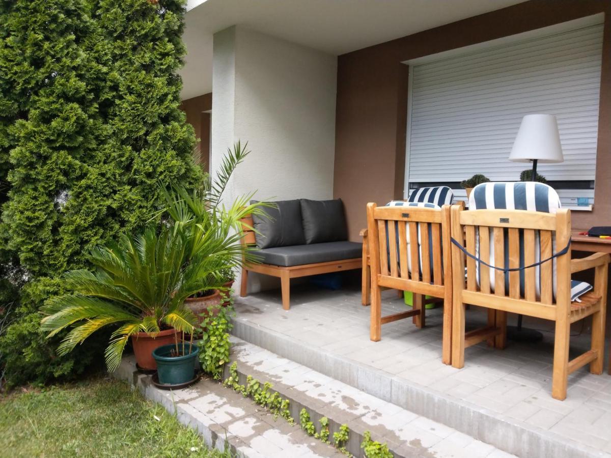 שיופוק Bamboo Wellness Apartment מראה חיצוני תמונה
