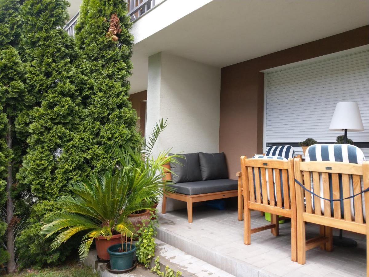 שיופוק Bamboo Wellness Apartment מראה חיצוני תמונה