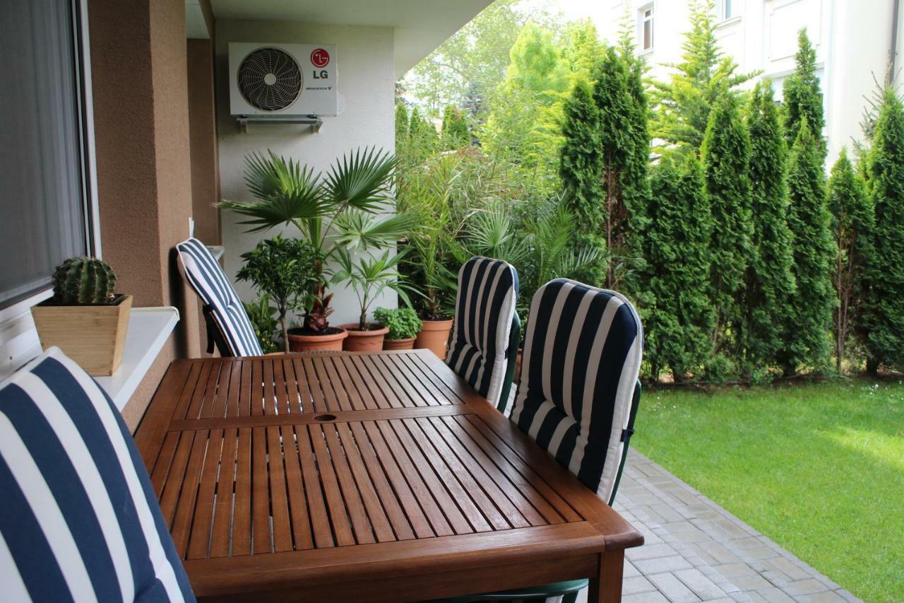 שיופוק Bamboo Wellness Apartment מראה חיצוני תמונה